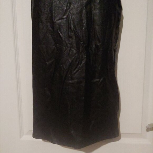 Commando Black Faux Leather Witchy Gothic Pencil Skirt W/Slit - Picture 4 of 6